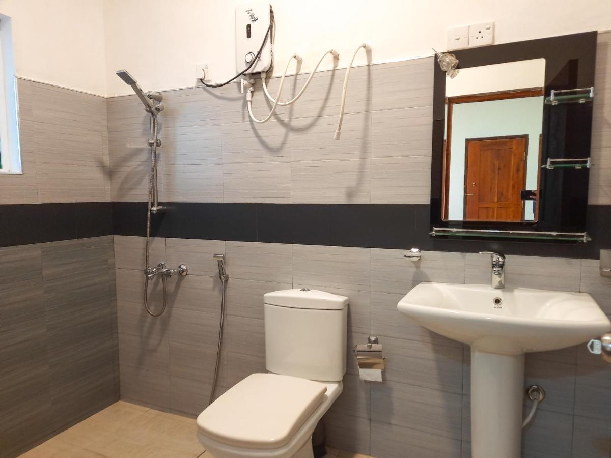 Hotel Olinka Haputale Luaran gambar