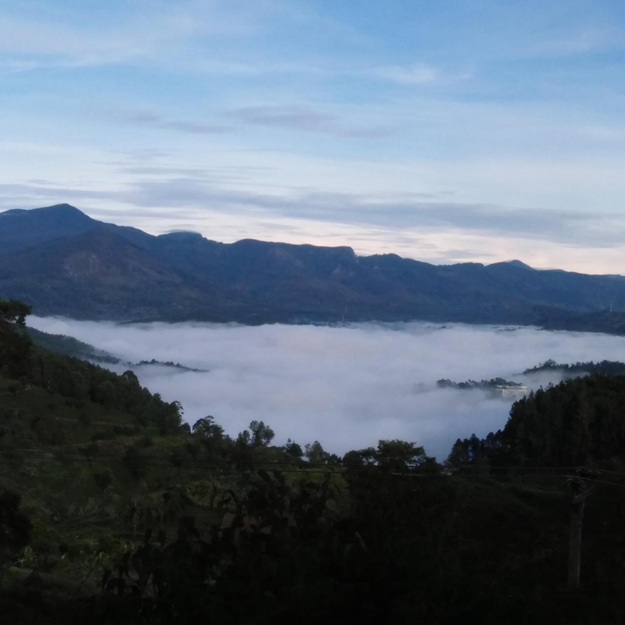 Hotel Olinka Haputale Luaran gambar